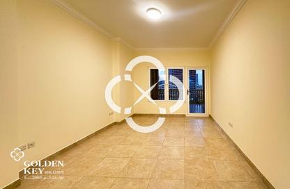 Apartment - 1 Bedroom - 2 Bathrooms for rent in East Porto Drive - Porto Arabia - The Pearl Island - Doha