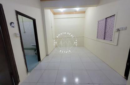 Villa - 1 - 1 for rent in Wholesale Market Street - Abu Hamour - Doha Villa - 1 - 1 for rent in Wholesale Market Street - Abu Hamour - Doha