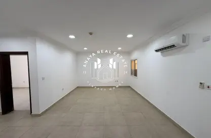 Apartment - 2 Bedrooms - 2 Bathrooms for rent in Al Sadd Road - Al Sadd - Doha