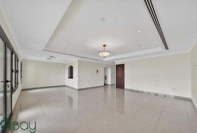 53813832 - Property Image 3