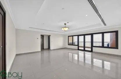 Apartment - 2 Bedrooms - 3 Bathrooms for rent in West Porto Drive - Porto Arabia - The Pearl Island - Doha