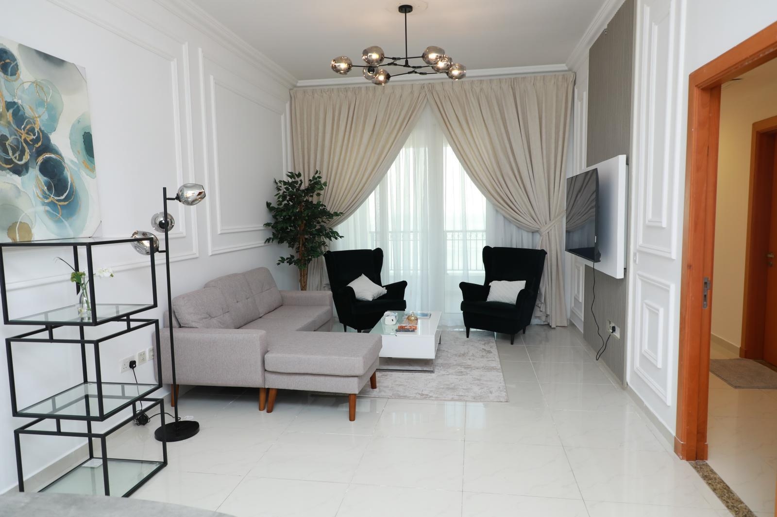 2BHK I FF I Marina View I Balcony I Big size thumbnail 2