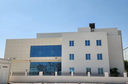 Warehouse - Studio - 7+ for rent in Birkat Al Awamer - Al Wakra