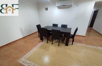 Apartment - 2 Bedrooms - 2 Bathrooms for rent in Old Salata - Salata - Doha