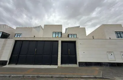 Villa - 6 Bedrooms - 6 Bathrooms for rent in Al Kheesa - Al Kheesa - Umm Salal Mohammed