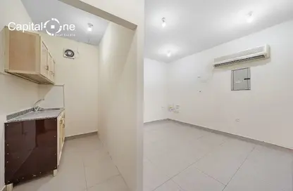 شقة - غرفة نوم - 1 حمام للايجار في شقق مساكن المطار القديم - طريق المطار القديم - الدوحة شقة - غرفة نوم - 1 حمام للايجار في شقق مساكن المطار القديم - طريق المطار القديم - الدوحة