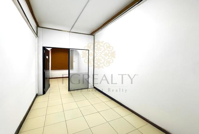 1003040 - Property Image 2