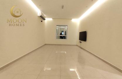 Apartment - 2 Bedrooms - 2 Bathrooms for rent in Old Airport Road - Old Airport Road - Doha