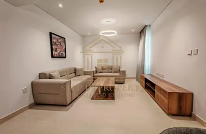 شقة - 2 غرف نوم - 4 حمامات للايجار في برج الخير - شارع الكورنيش - شارع الكورنيش - الدوحة