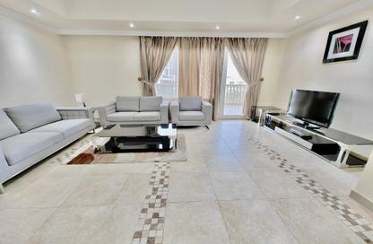 Apartment - 1 Bedroom - 2 Bathrooms for sale in West Porto Drive - Porto Arabia - The Pearl Island - Doha