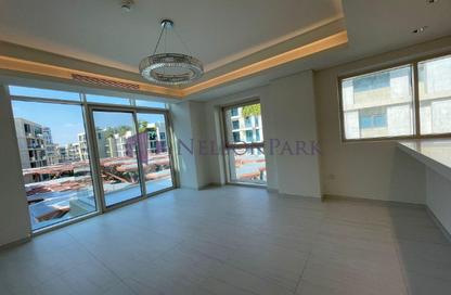 Apartment - 1 Bedroom - 2 Bathrooms for rent in Gewan Island - The Pearl Island - Doha