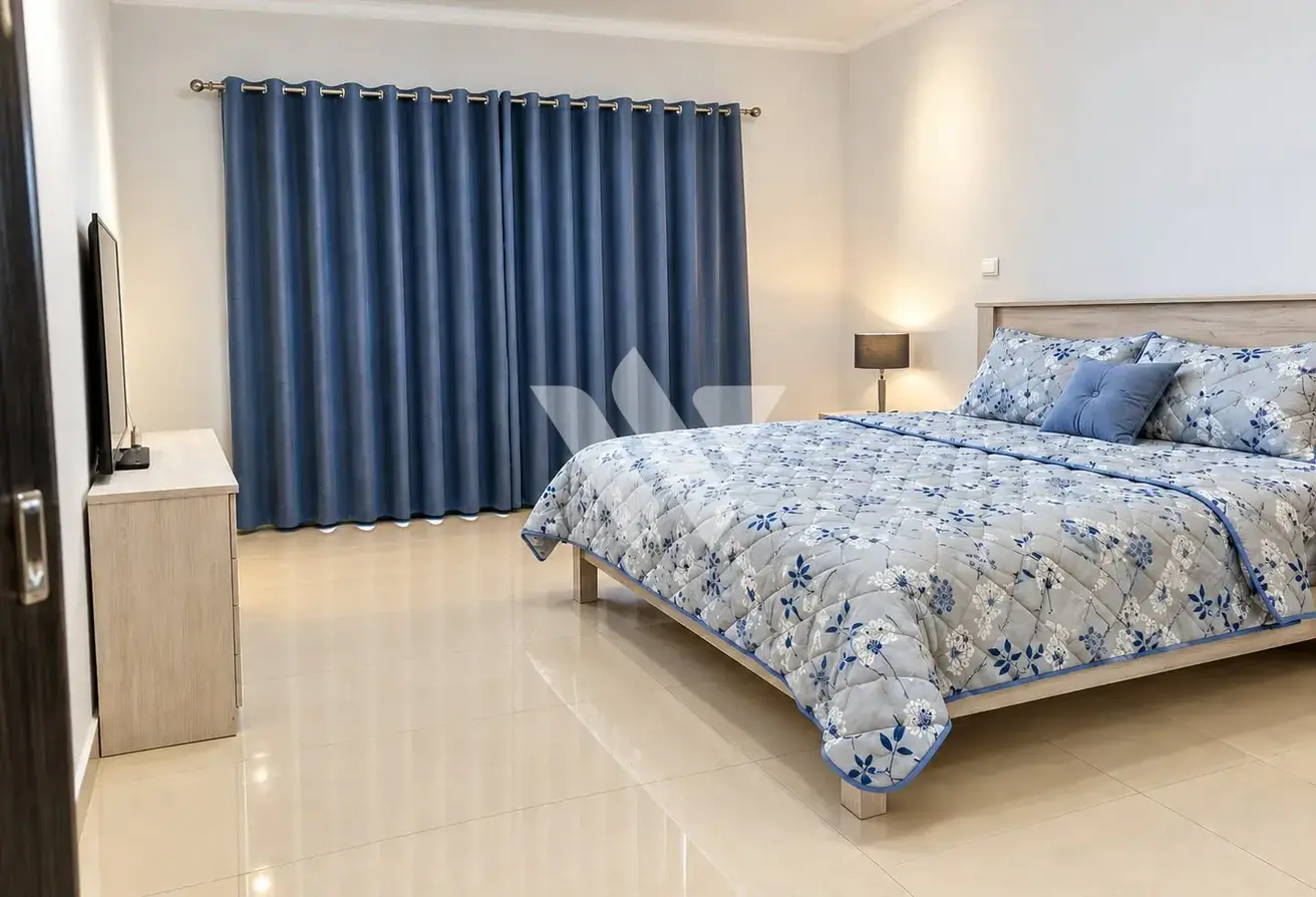 64421518 - Property Main Image
