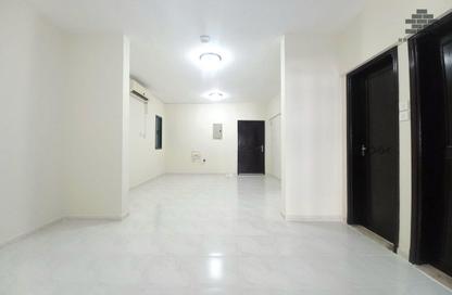 Apartment - 2 - 2 for rent in Al Khayareen Tower - Old Salata - Salata - Doha