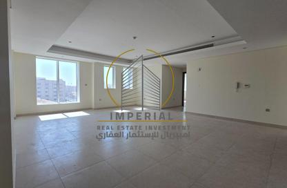 Apartment - 2 Bedrooms - 3 Bathrooms for rent in Hiteen Street - Al Muntazah - Doha