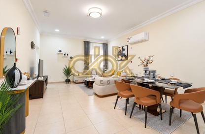 Apartment - 2 - 2 for rent in Madinat Khalifa Building 58 - Madinat Khalifa South - Madinat Khalifa - Doha