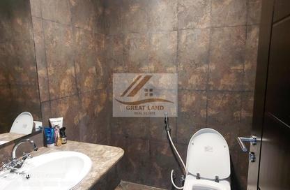 Apartment - 1 Bedroom - 2 Bathrooms for rent in Tower 13 - Porto Arabia - The Pearl Island - Doha