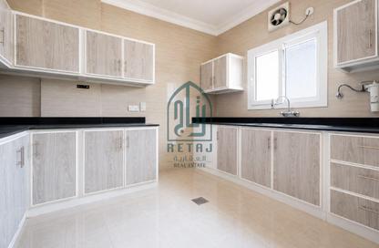 Apartment - 2 Bedrooms - 2 Bathrooms for rent in Kulaib Street - Kulaib Street - Doha