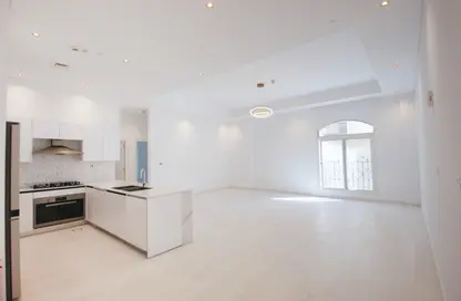 شقة - 2 غرف نوم - 3 حمامات للايجار في ريزيدينشيال دي5 - جنوب فوكس هيلس - فوكس هيلز - الوسيل