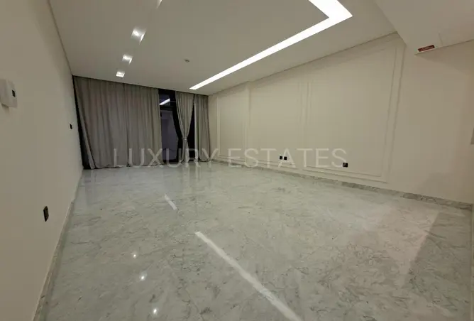 63864396 - Property Image 2
