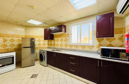 Apartment - 1 Bedroom - 1 Bathroom for rent in Hakeem Bin Hazam Street - Mughalina - Doha