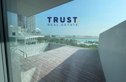 Townhouse - 4 Bedrooms - 5 Bathrooms for sale in Seef Lusail Tower 1 - Seef Lusail - Lusail City - Lusail