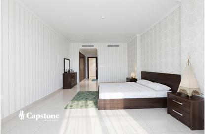 Apartment - 1 Bedroom - 2 Bathrooms for rent in East Porto Drive - Porto Arabia - The Pearl Island - Doha