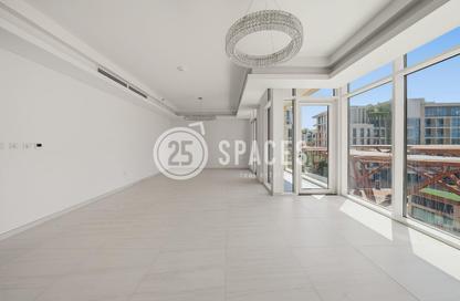 Apartment - 2 Bedrooms - 4 Bathrooms for sale in Crystal Residence - Gewan Island - The Pearl Island - Doha