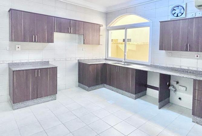 56825561 - Property Image 3
