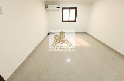 شقة - غرفة نوم - 1 حمام للايجار في شقق مساكن المطار القديم - طريق المطار القديم - الدوحة