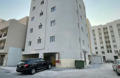 Whole Building - 2 Bedrooms - 2 Bathrooms for sale in Fereej Bin Mahmoud North - Fereej Bin Mahmoud - Doha