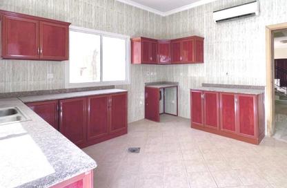 Villa - 6 Bedrooms - 7 Bathrooms for rent in Souk Al gharaffa - Al Gharrafa - Doha Villa - 6 Bedrooms - 7 Bathrooms for rent in Souk Al gharaffa - Al Gharrafa - Doha