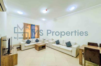 Apartment - 1 Bedroom - 1 Bathroom for rent in Umm Ghwailina Comm - Umm Ghuwalina - Umm Ghuwailina - Doha