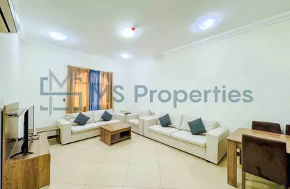 Apartment - 1 Bedroom - 1 Bathroom for rent in Umm Ghwailina Comm - Umm Ghuwalina - Umm Ghuwailina - Doha