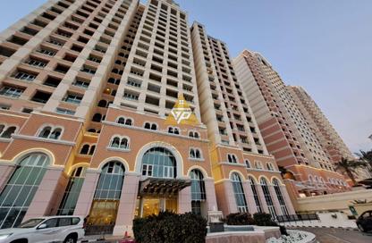Hotel Apartments - 2 Bedrooms - 2 Bathrooms for rent in Tower 24 - Porto Arabia - The Pearl Island - Doha