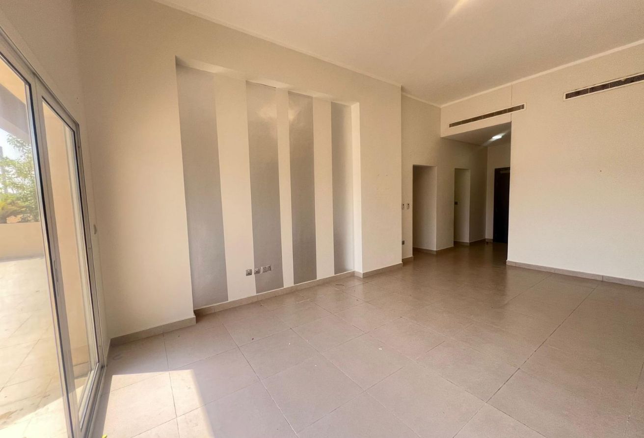 LUXURY 2BEDROOM PLUS MAID WITH BIG BACKYARD thumbnail 11