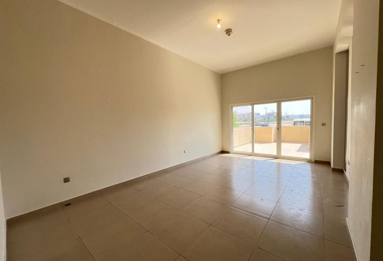 LUXURY 2BEDROOM PLUS MAID WITH BIG BACKYARD thumbnail 10