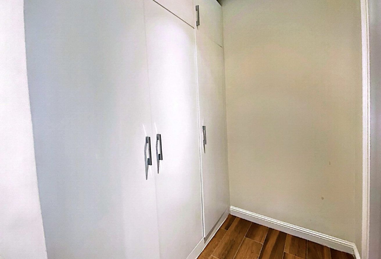3BR + Maid in Floresta Gardens | 5-Yr Payment thumbnail 12