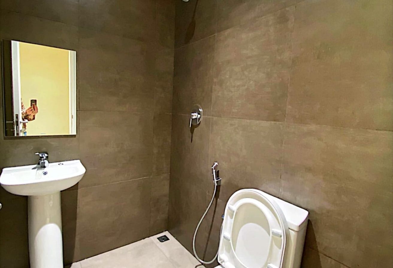 3BR + Maid in Floresta Gardens | 5-Yr Payment thumbnail 6