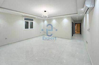 Apartment - 2 Bedrooms - 3 Bathrooms for rent in Umm Al Shebram Street - Fereej Abdul Aziz - Doha Apartment - 2 Bedrooms - 3 Bathrooms for rent in Umm Al Shebram Street - Fereej Abdul Aziz - Doha