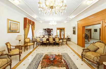 Villa - 5 Bedrooms - 6 Bathrooms for sale in Al Maamoura - Al Maamoura - Doha