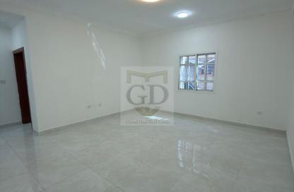 Apartment - 2 - 2 for rent in Bin Omran 35 - Fereej Bin Omran - Doha