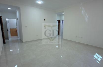 Apartment - 2 - 2 for rent in Bin Omran 35 - Fereej Bin Omran - Doha