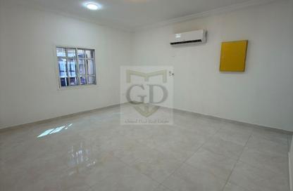 Apartment - 2 - 2 for rent in Bin Omran 35 - Fereej Bin Omran - Doha
