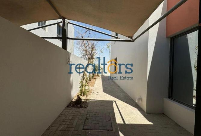 1003778 - Property Image 3