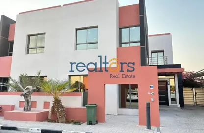 Villa - 4 Bedrooms - 5 Bathrooms for rent in Mamoura 18 - Al Maamoura - Doha