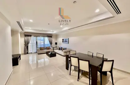 Apartment - 1 Bedroom - 2 Bathrooms for rent in Tower 15 - Porto Arabia - The Pearl Island - Doha