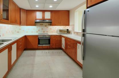Apartment - 1 - 2 for sale in West Porto Drive - Porto Arabia - The Pearl Island - Doha