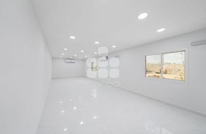 Labor Camp - Studio - 7+ Bathrooms for rent in East Industrial Street - Birkat Al Awamer - Al Wakra
