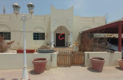 Compound - 3 Bedrooms - 3 Bathrooms for rent in Bu Hamour Street - Abu Hamour - Doha
