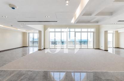 Apartment - 2 Bedrooms - 3 Bathrooms for rent in Viva West - Viva Bahriyah - The Pearl Island - Doha
